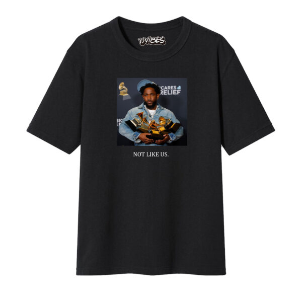 CAMISETA NOT LIKE US.